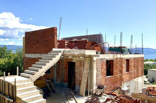 Haus kaufen in 51516 Risika (Bild 1)