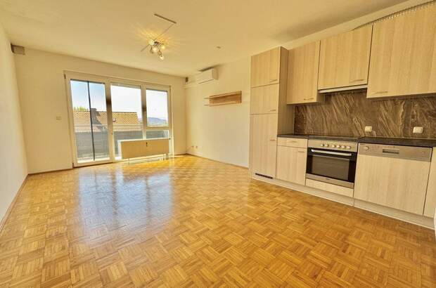 Wohnung mit Balkon kaufen in 8047 Graz