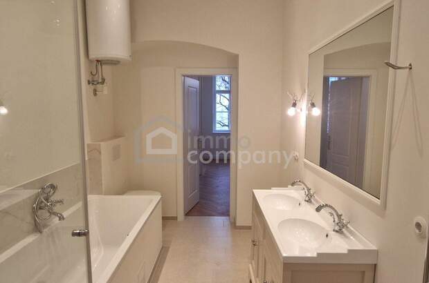 Altbauwohnung kaufen in 1180 Wien (Bild 2)