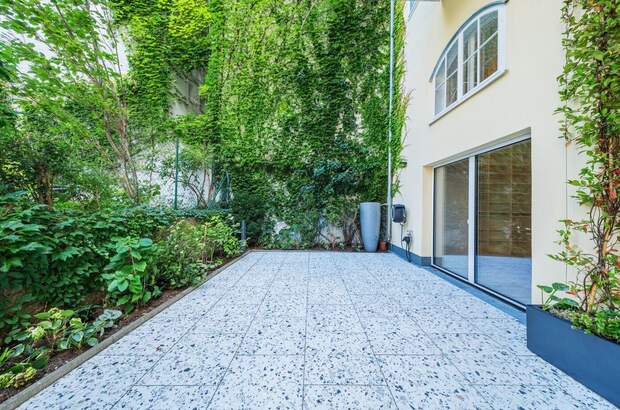 Altbauwohnung mit Balkon kaufen in 1040 Wien (Bild 5)