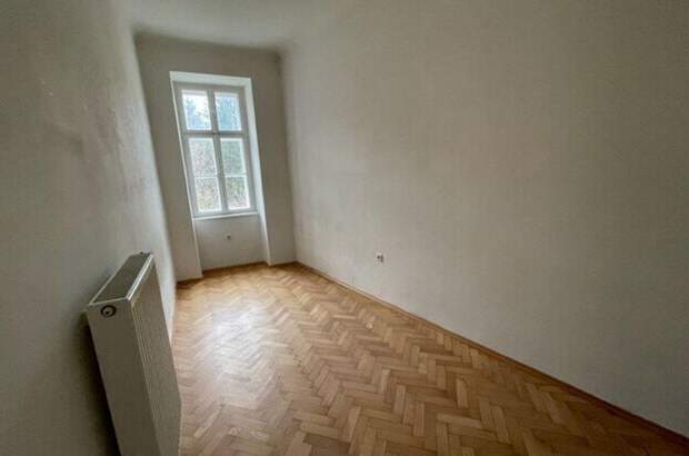 Altbauwohnung mit Balkon mieten in 8010 Graz (Bild 4)