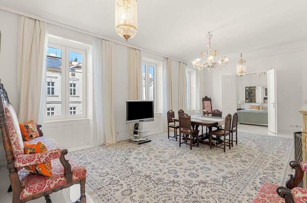 Altbauwohnung kaufen in 1180 Wien (Bild 2)