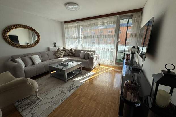 Wohnung mit Balkon kaufen in 6060 Hall