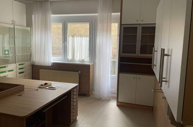 Gewerbeobjekt mieten in 1160 Yppenplatz (Bild 2)