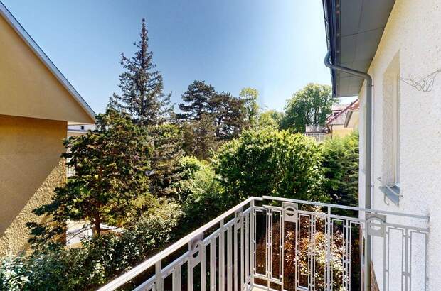 Altbauwohnung mit Balkon kaufen in 1130 Wien (Bild 4)