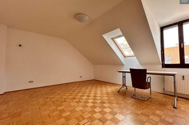 Altbauwohnung kaufen in 8020 Graz (Bild 1)