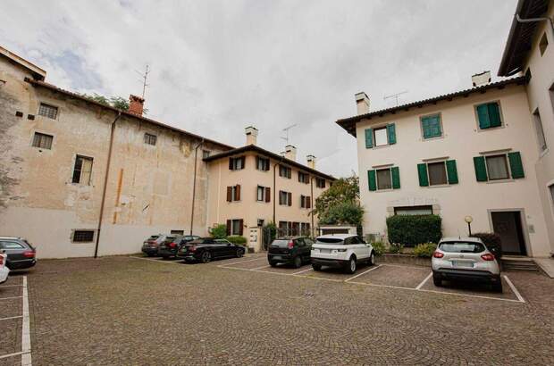 Haus kaufen in 33100 Udine (Bild 2)