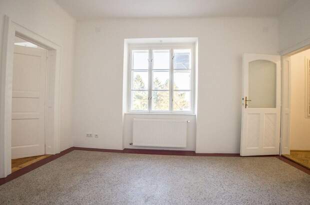 Altbauwohnung mit Balkon mieten in 1180 Wien (Bild 2)
