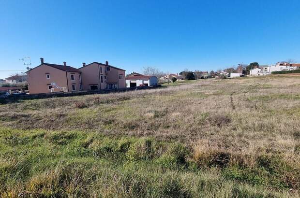 Grundstück kaufen in 52464 Kaštelir (Bild 1)