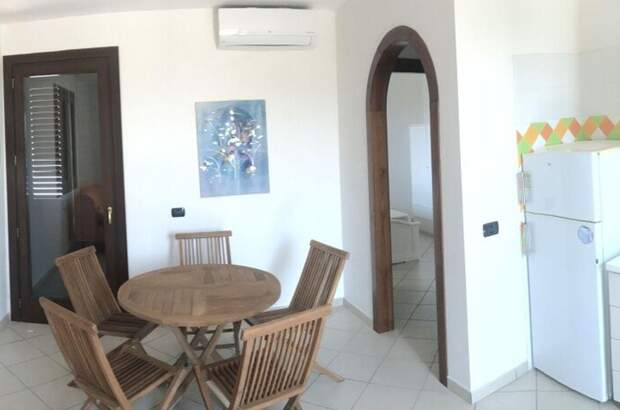 Wohnung mit Balkon kaufen in 73020 Uggiano la Chiesa (Bild 1)