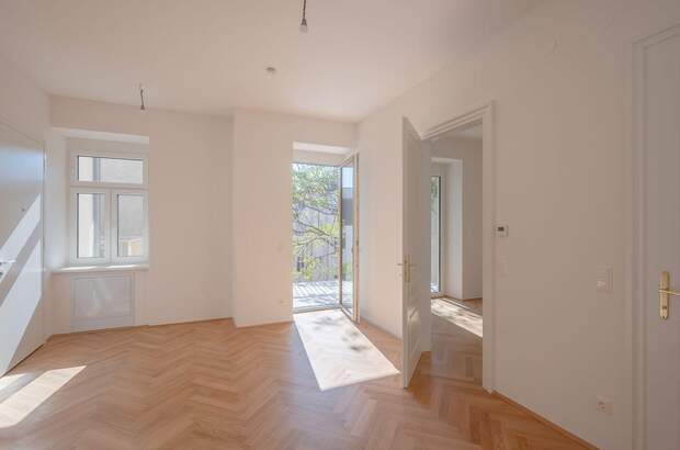 Altbauwohnung mit Balkon kaufen in 1050 Wien (Bild 2)