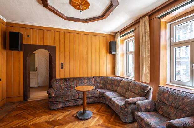 Altbauwohnung kaufen in 1070 Wien (Bild 2)