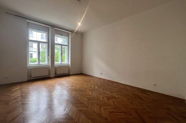Altbauwohnung mit Balkon mieten in 8010 Graz (Bild 5)