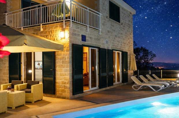 Haus mit Garten kaufen in 21410 Škrip (Bild 2)