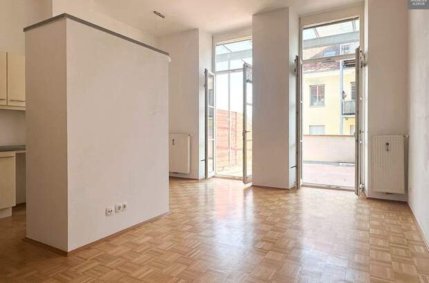 Altbauwohnung kaufen in 8020 Graz (Bild 1)