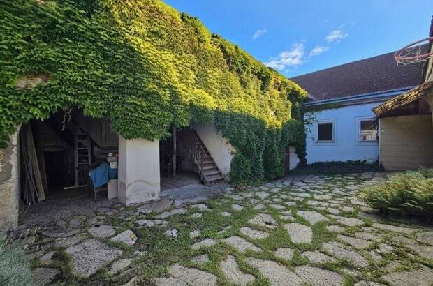 Mehrfamilienhaus kaufen in 2070 Retz (Bild 2)