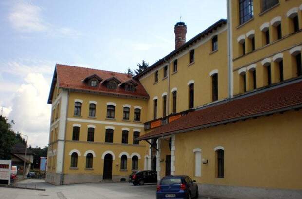 Altbauwohnung mieten in 4650 Lambach (Bild 1)