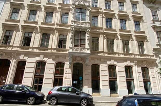 Altbauwohnung kaufen in 1090 Wien (Bild 2)