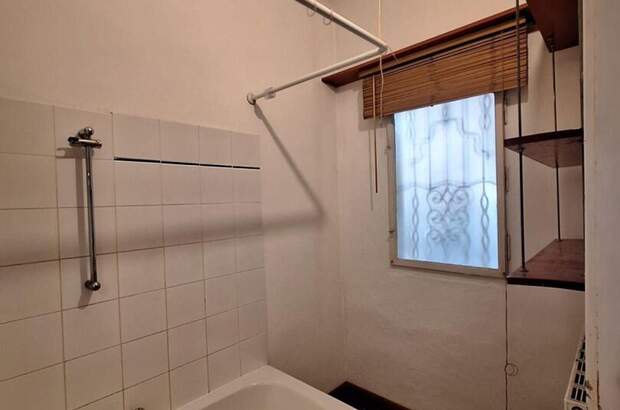 Altbauwohnung mit Balkon mieten in 8010 Graz (Bild 2)