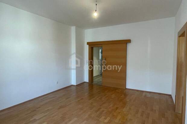 Altbauwohnung mit Balkon kaufen in 2700 Wiener Neustadt (Bild 5)