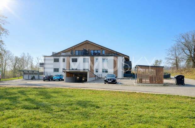 Terrassenwohnung kaufen in 4910 Ried (Bild 1)