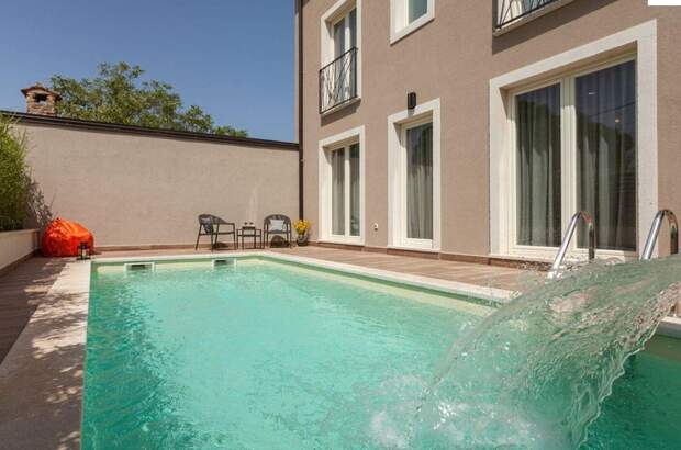 Haus kaufen in 52210 Rovinj (Bild 1)