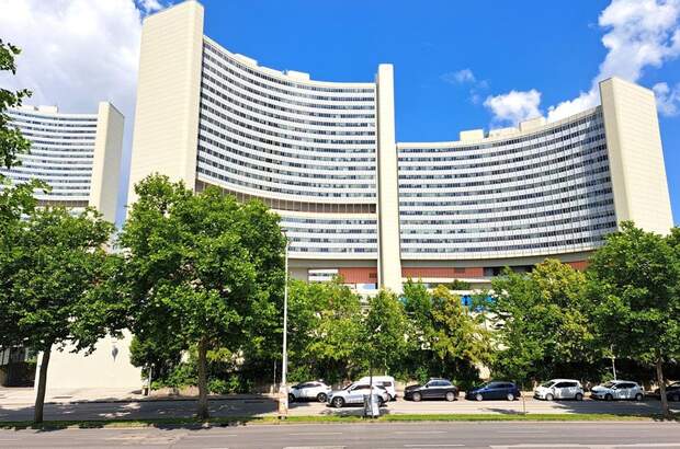 Gewerbeobjekt mieten in 1220 Wien (Bild 2)