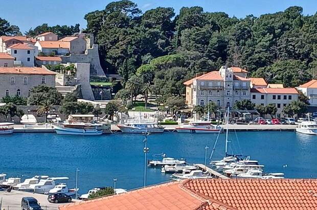 Wohnung mit Balkon kaufen in 51280 Insel Rab (Bild 4)