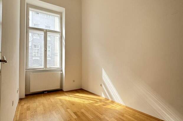 Altbauwohnung kaufen in 1080 Wien (Bild 1)