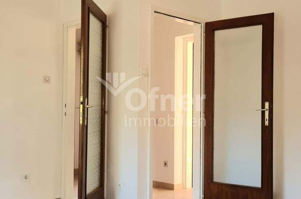 Wohnung mit Balkon kaufen in 52440 Porec (Bild 2)