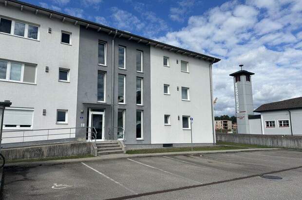Terrassenwohnung kaufen in 4870 Vöcklamarkt (Bild 1)