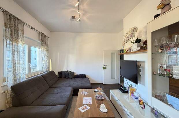 Altbauwohnung mit Balkon kaufen in 9073 Klagenfurt (Bild 1)