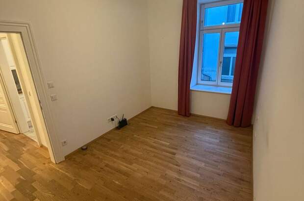 Altbauwohnung mieten in 1090 Wien (Bild 1)