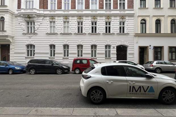 Wohnung mit Balkon kaufen in 1070 Wien