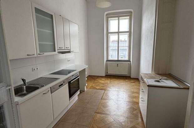 Altbauwohnung mit Balkon mieten in 8010 Graz (Bild 5)