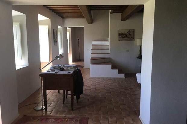 Haus mit Garten kaufen in 95015 Carmignano (Bild 3)