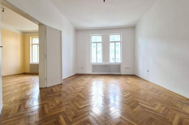 Altbauwohnung mit Balkon kaufen in 1130 Wien