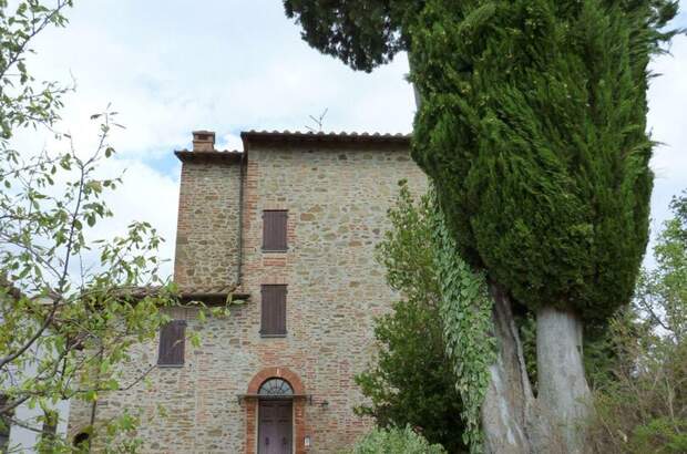 Haus mit Garten kaufen in 6064 Panicale (Bild 4)