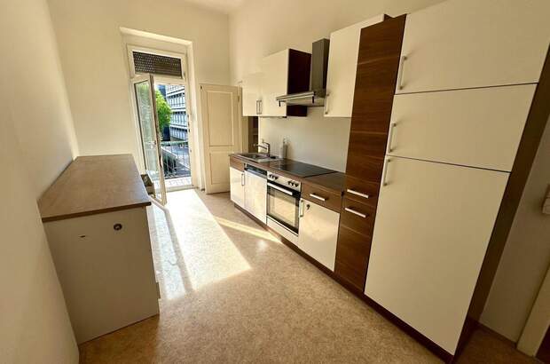 Altbauwohnung mit Balkon mieten in 8010 Graz (Bild 4)
