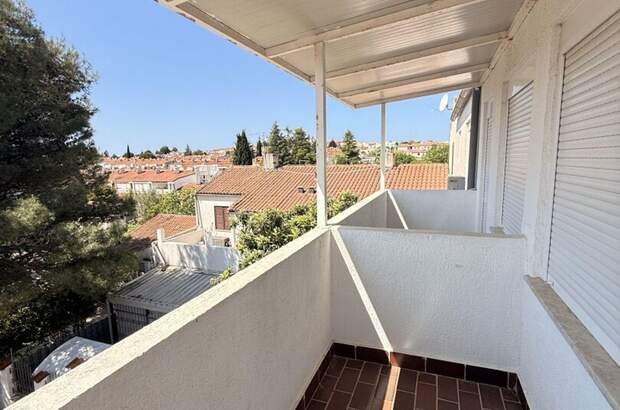 Altbauwohnung mit Balkon kaufen in 52215 Betiga (Bild 4)