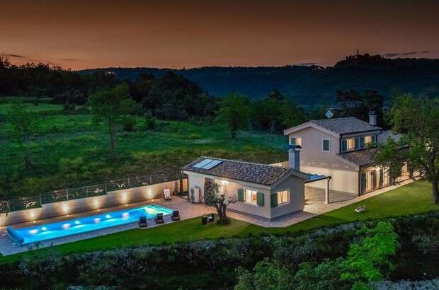 Haus kaufen in 52429 Grožnjan (Bild 3)