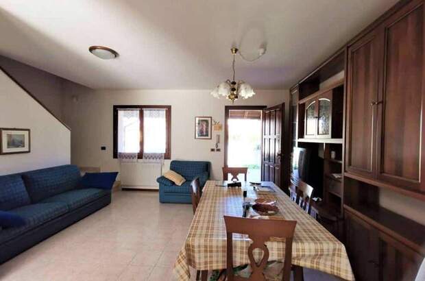 Haus mit Garten kaufen in 33043 Cividale (Bild 2)