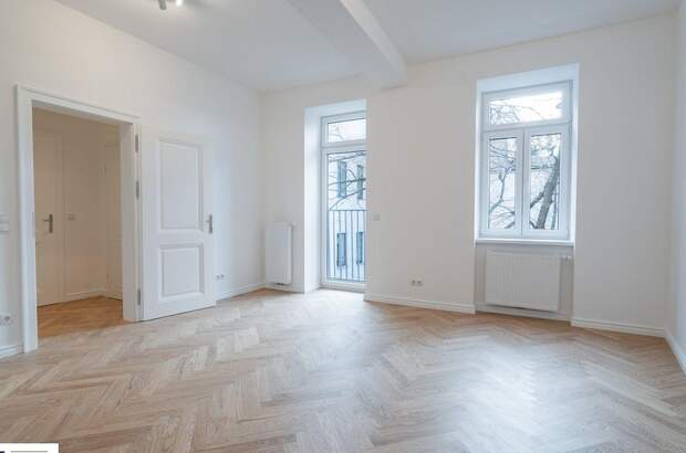 Altbauwohnung mit Balkon kaufen in 1140 Wien (Bild 2)