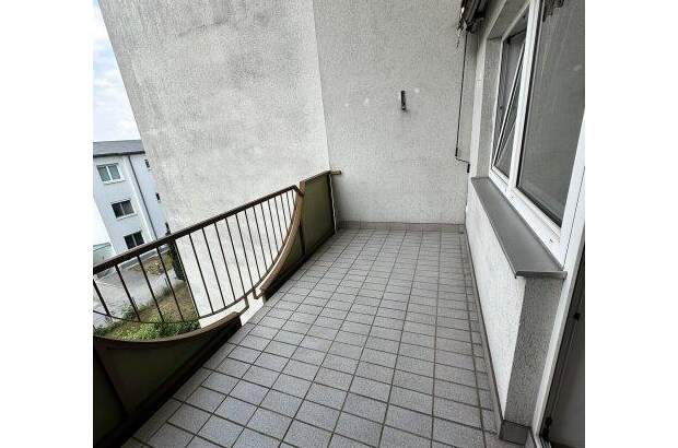 Terrassenwohnung kaufen in 4470 Enns (Bild 1)