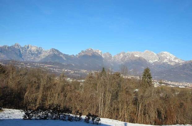 Haus mit Garten kaufen in 32100 Visome (Bild 5)