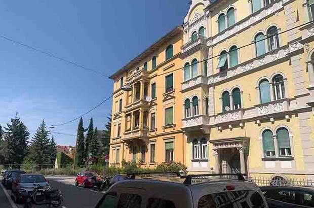 Altbauwohnung mit Balkon mieten in 8010 Graz (Bild 2)