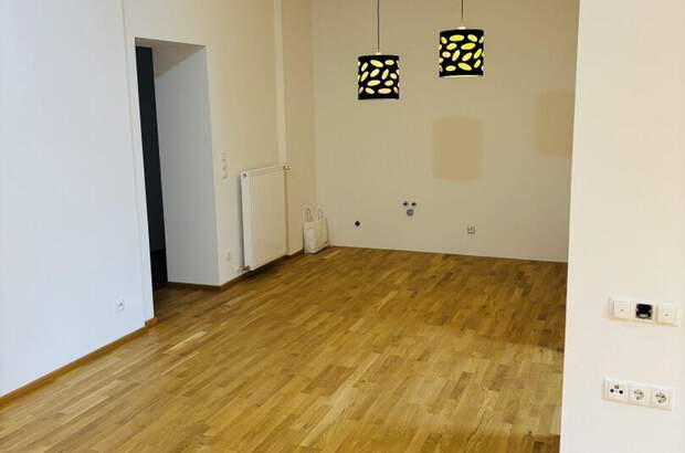 Altbauwohnung mit Balkon kaufen in 8020 Graz (Bild 2)