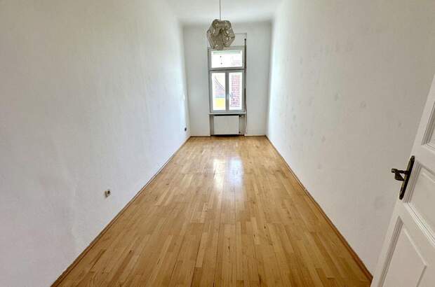 Altbauwohnung mit Balkon mieten in 8020 Graz (Bild 2)