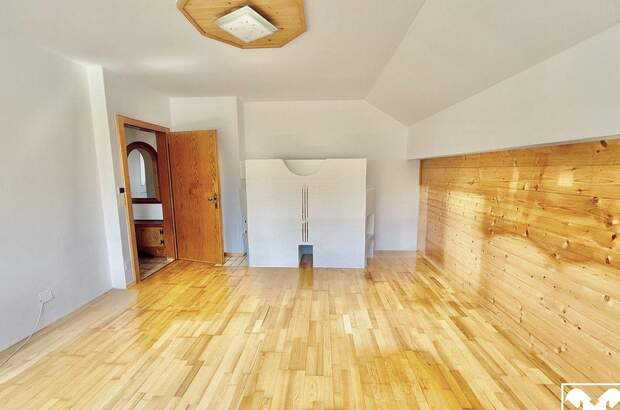Wohnung mit Balkon kaufen in 5760 Saalfelden (Bild 1)