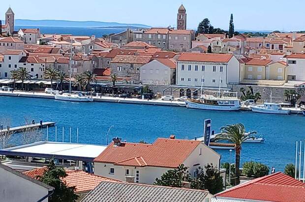 Wohnung mit Balkon kaufen in 51280 Insel Rab (Bild 2)